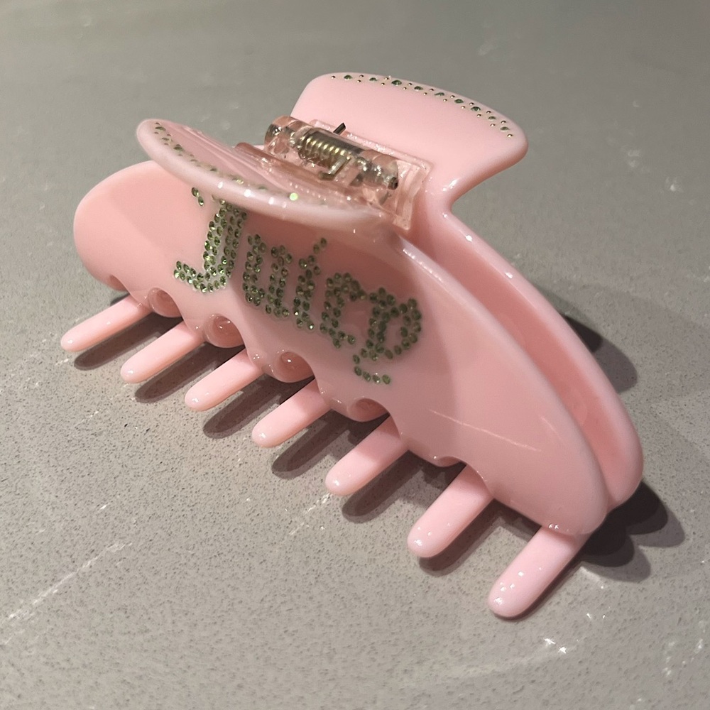 Juicy Couture Claw Hair Clip